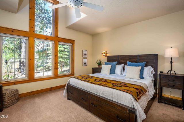 57620 Holly Lane, Sunriver, OR 97707