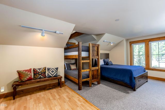 57620 Holly Lane, Sunriver, OR 97707