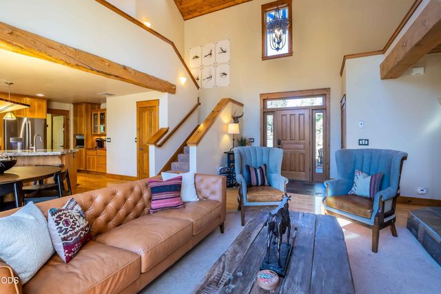 57620 Holly Lane, Sunriver, OR 97707