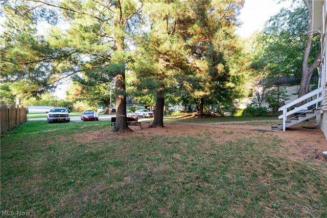 242 W Highland Avenue, Ravenna, OH 44266