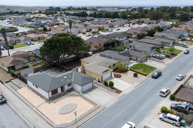 128 Brookside Place, Marina, CA 93933