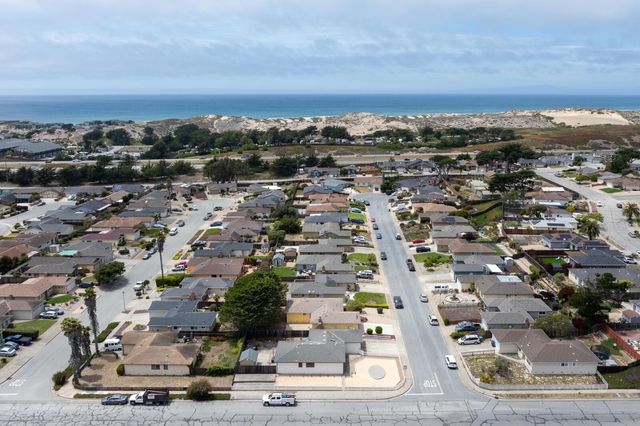 128 Brookside Place, Marina, CA 93933