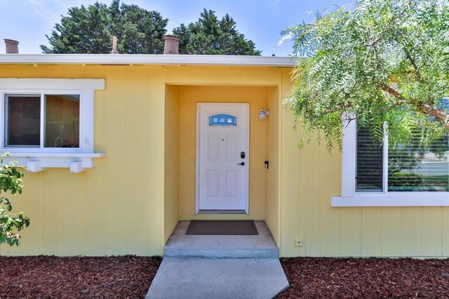 128 Brookside Place, Marina, CA 93933