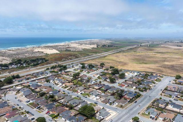 128 Brookside Place, Marina, CA 93933