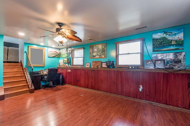 3332 N Lewis Avenue, Waukegan, IL 60087