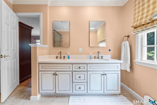 42 Sturbridge Hill Road, New Canaan, CT 06840