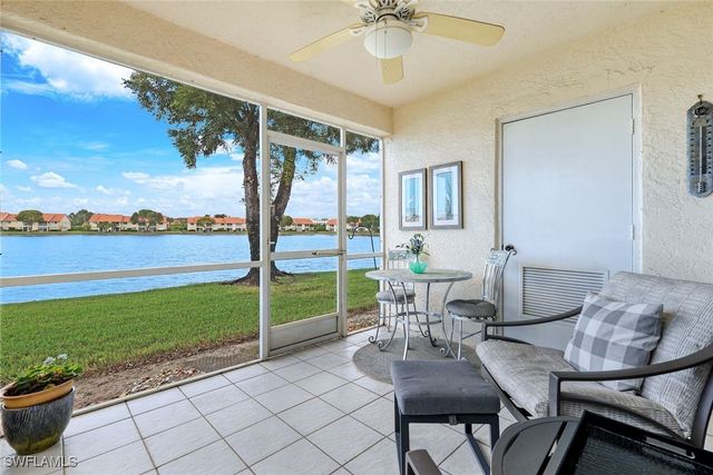 7818 Emerald CIR E103, Naples, FL 34109