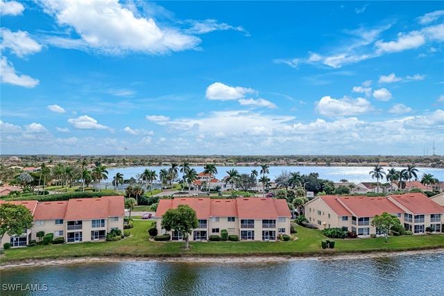 7818 Emerald CIR E103, Naples, FL 34109