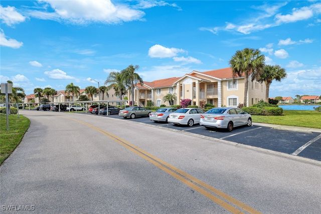 7818 Emerald CIR E103, Naples, FL 34109