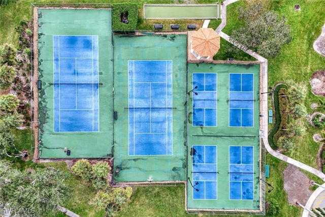 7818 Emerald CIR E103, Naples, FL 34109