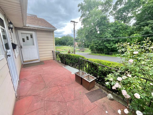 9 Ferndale Place, Larchmont, NY 10538