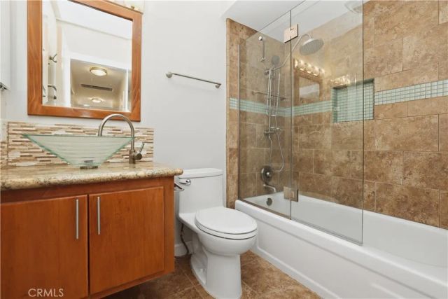 2250 El Capitan, Riverside, CA 92506