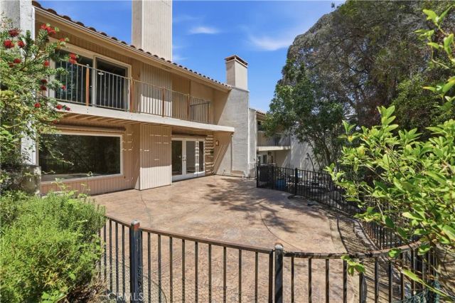 2250 El Capitan, Riverside, CA 92506