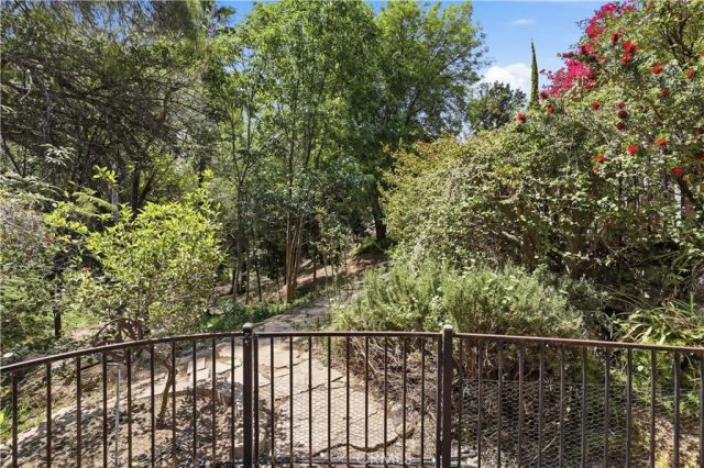 2250 El Capitan, Riverside, CA 92506