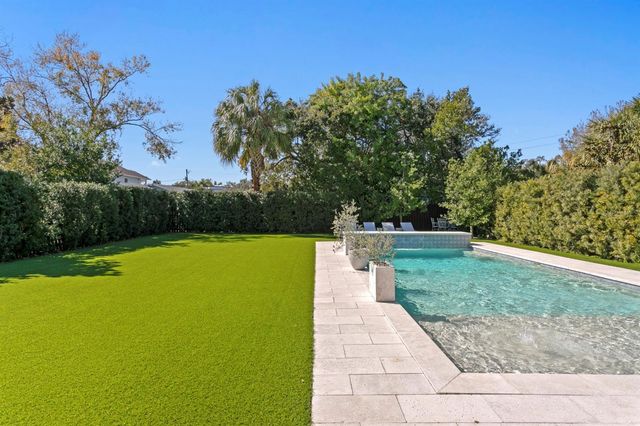 6003 S ELKINS AVENUE, Tampa, FL 33611