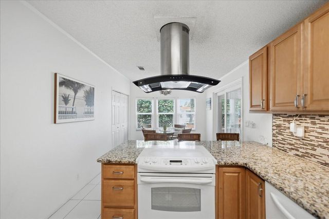 8391 Delphinium Court, Port St. Lucie, FL 34952