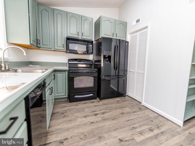 15901 PERKINS LN, Bowie, MD 20716