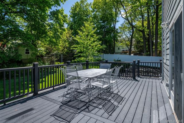 29 Oakdale Avenue, New Rochelle, NY 10801