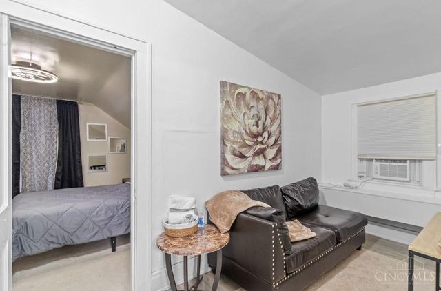 1435 Yarmouth Avenue, Cincinnati, OH 45237