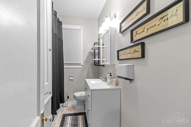 1435 Yarmouth Avenue, Cincinnati, OH 45237