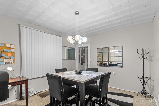 1435 Yarmouth Avenue, Cincinnati, OH 45237