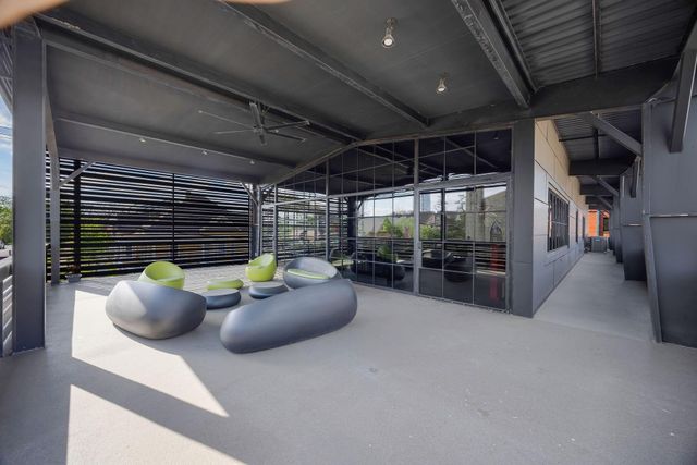 908 White Street, Houston, TX 77007