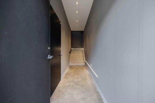 908 White Street, Houston, TX 77007