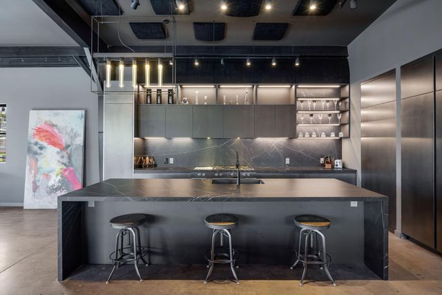 908 White Street, Houston, TX 77007