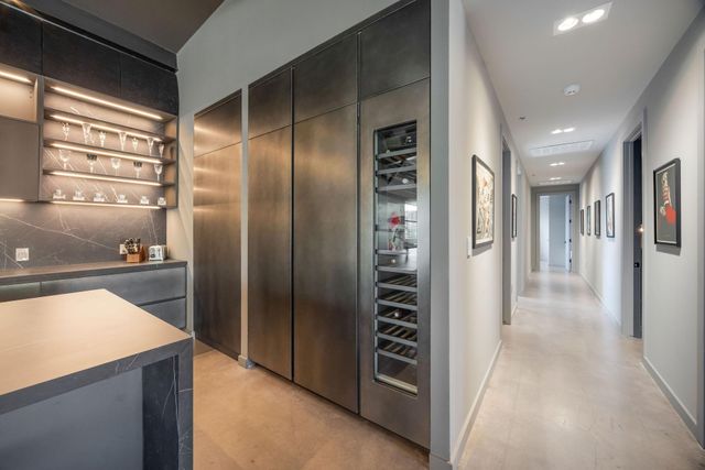 908 White Street, Houston, TX 77007