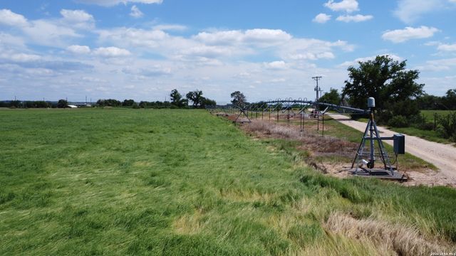 3125 Fm 2676, Hondo, TX 78861