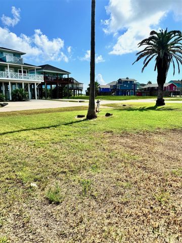 13127 Buccaneer Parkway, Freeport, TX 77541