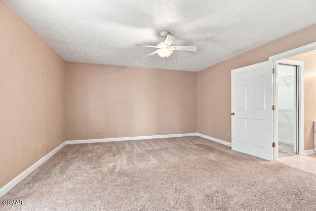 1272 Stonewall Jackson Drive, Dandridge, TN 37725