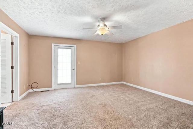 1272 Stonewall Jackson Drive, Dandridge, TN 37725