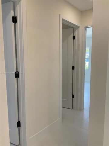 2315 NW 3rd St, Miami, FL 33125