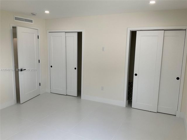 2315 NW 3rd St, Miami, FL 33125