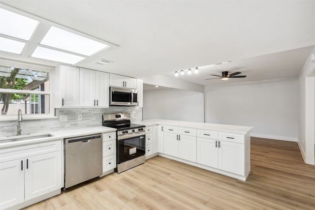 604 Buffalo Drive, Arlington, TX 76013