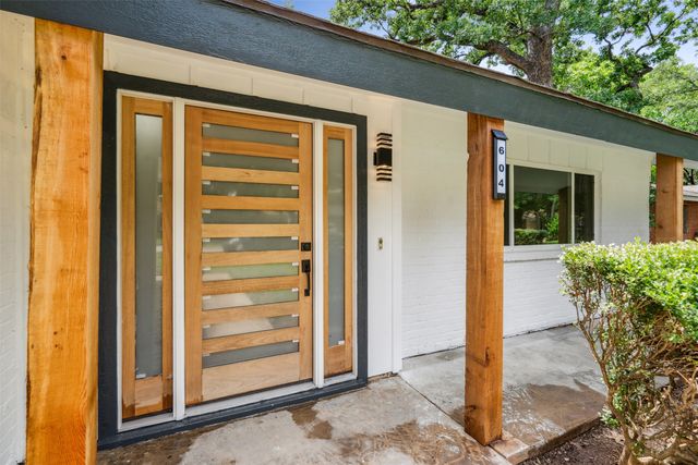 604 Buffalo Drive, Arlington, TX 76013