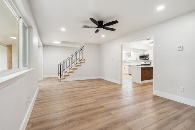 604 Buffalo Drive, Arlington, TX 76013