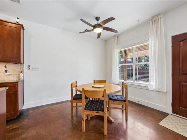 3211 Holton ST 3211B, Austin, TX 78702