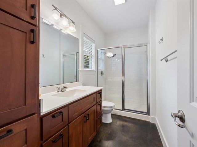 3211 Holton ST 3211B, Austin, TX 78702