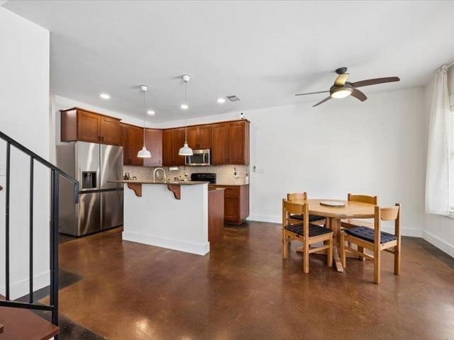 3211 Holton ST 3211B, Austin, TX 78702