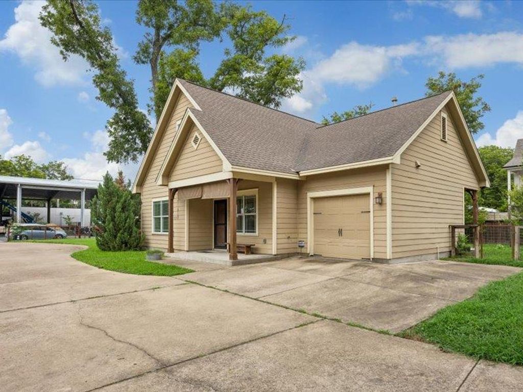 3211 Holton ST 3211B, Austin, TX 78702