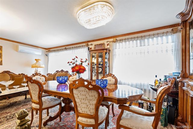 7714 Cypress Hills Street, Glendale, NY 11385