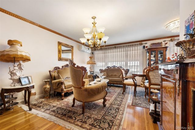 7714 Cypress Hills Street, Glendale, NY 11385