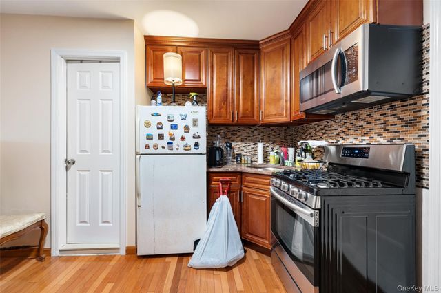 7714 Cypress Hills Street, Glendale, NY 11385