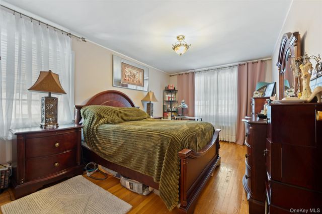 7714 Cypress Hills Street, Glendale, NY 11385