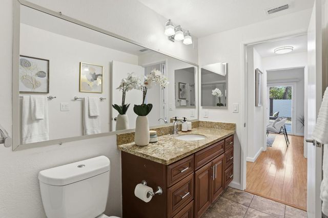 1400 Bowe Ave 902, Santa Clara, CA 95051