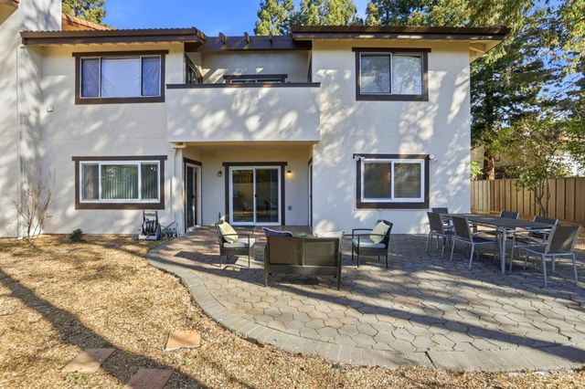 1400 Bowe Ave 902, Santa Clara, CA 95051