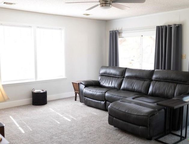 188 Cavalry Rd, Victoria, TX 77905