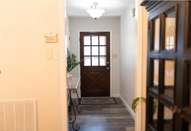 188 Cavalry Rd, Victoria, TX 77905